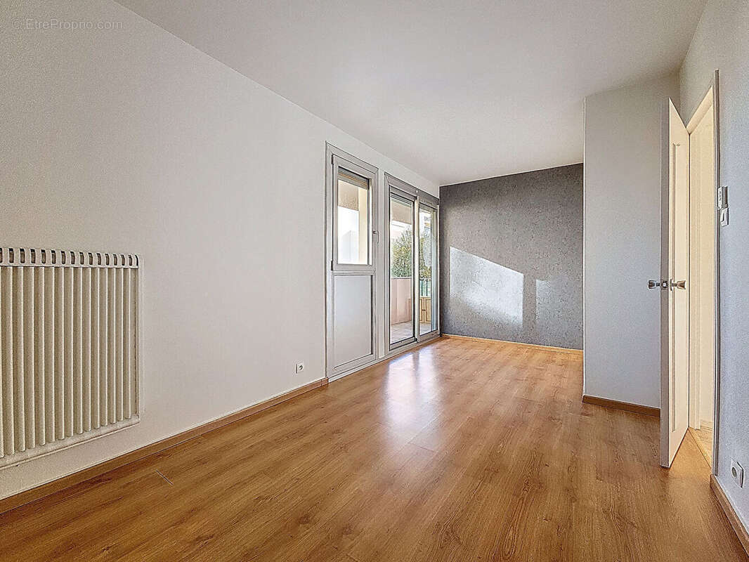 Appartement à SAINT-PIERRE-LES-ELBEUF