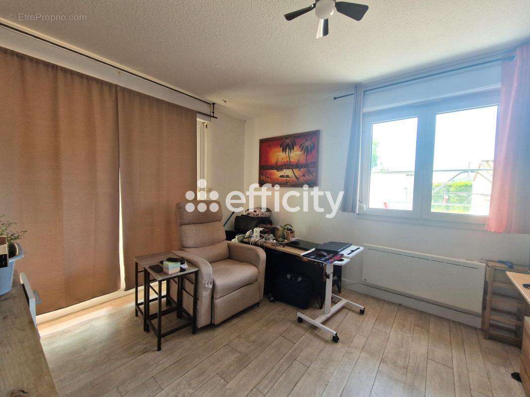 Appartement à SAINTES