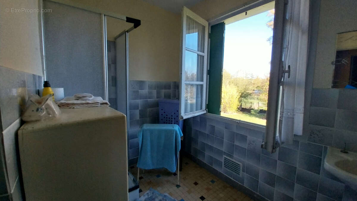 Maison à VIEUX-MAREUIL