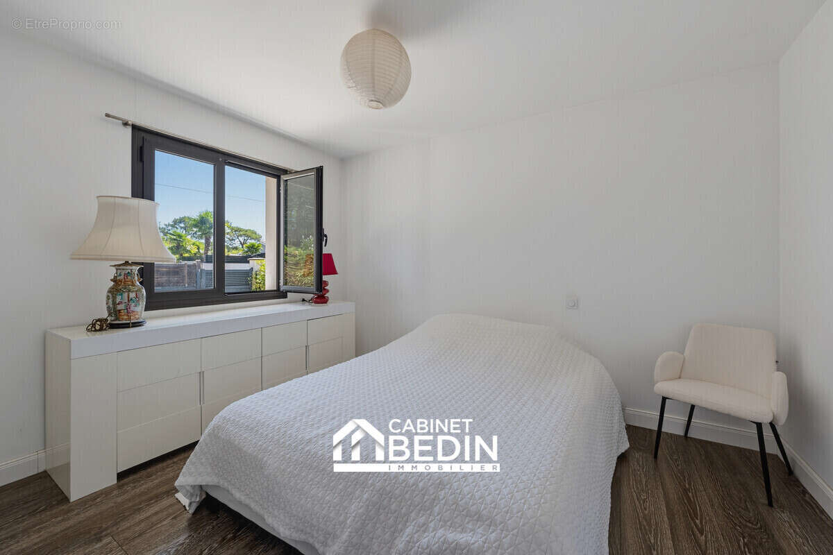 Maison 4 pièces 90 m² à vendre à Gujan-Mestras (33470) - photo 4