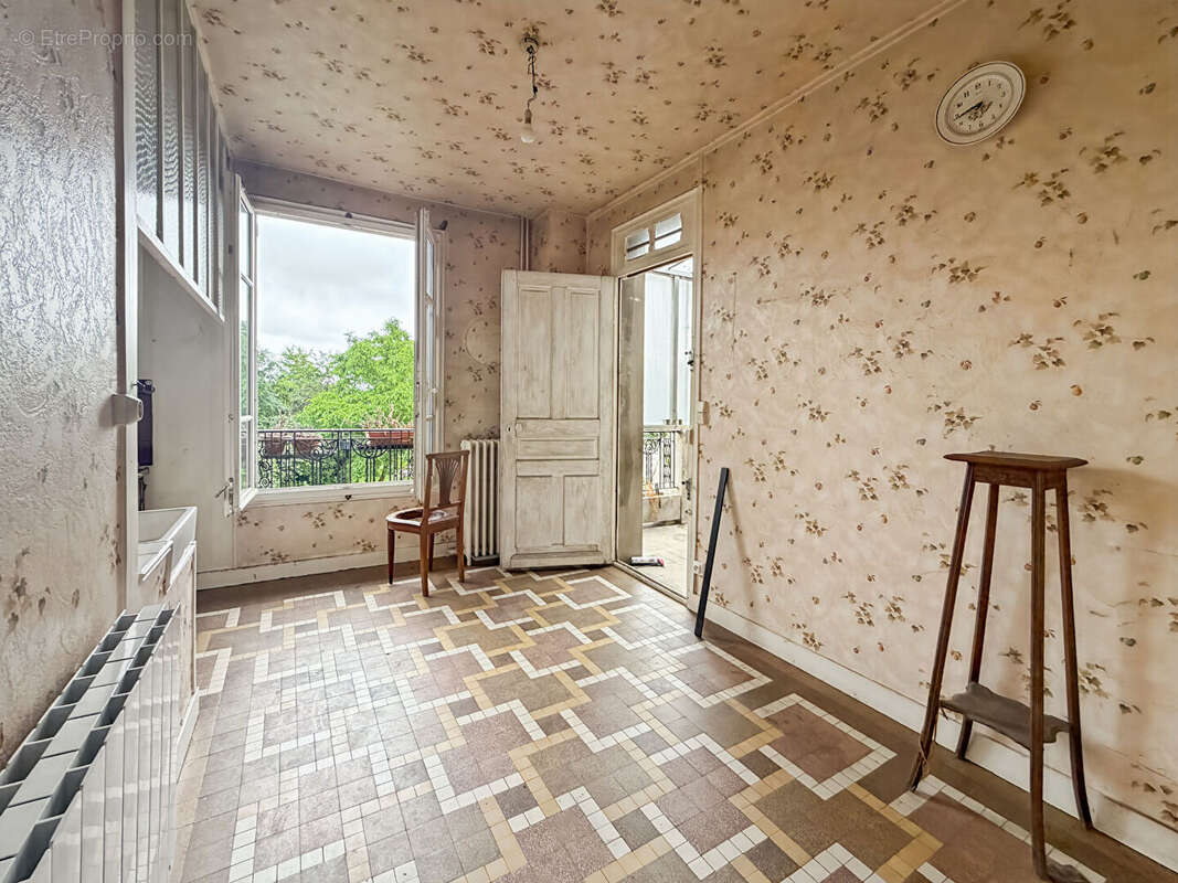 Maison à SAULX-LES-CHARTREUX