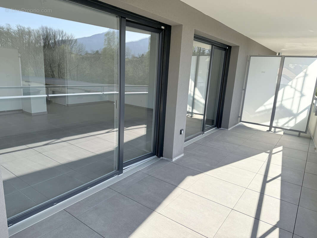 Appartement à VIVIERS-DU-LAC