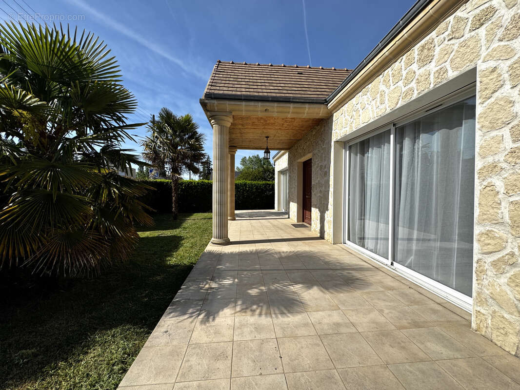 Maison à MONTLUCON