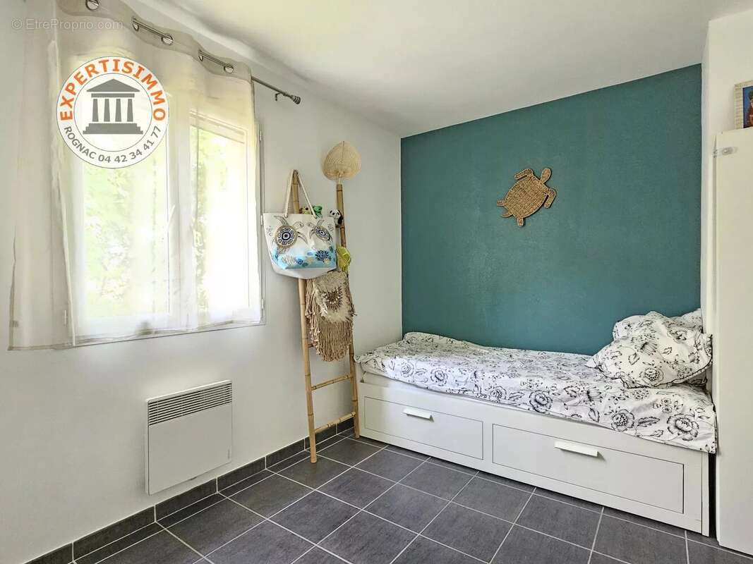 Maison à vendre à velaux (13880) — 110 m² avec 4 chambres, grand jardin de plus de 700 m², terrasse et aucun vis-à-vis - photo 6