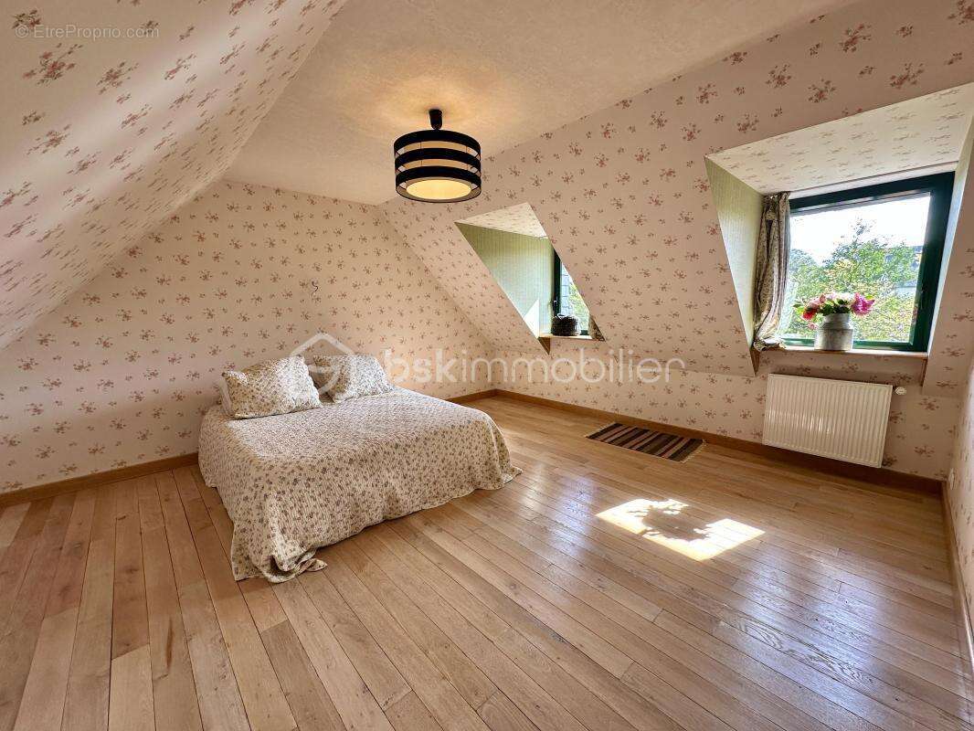 Longère de caractère rénovée – DPE B – 180 m² à Fouesnant - photo 7