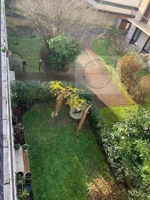 Appartement à LE PERREUX-SUR-MARNE