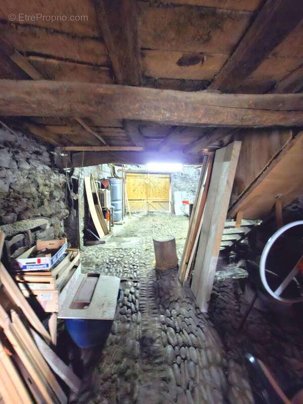 Maison à SAINT-BEAT