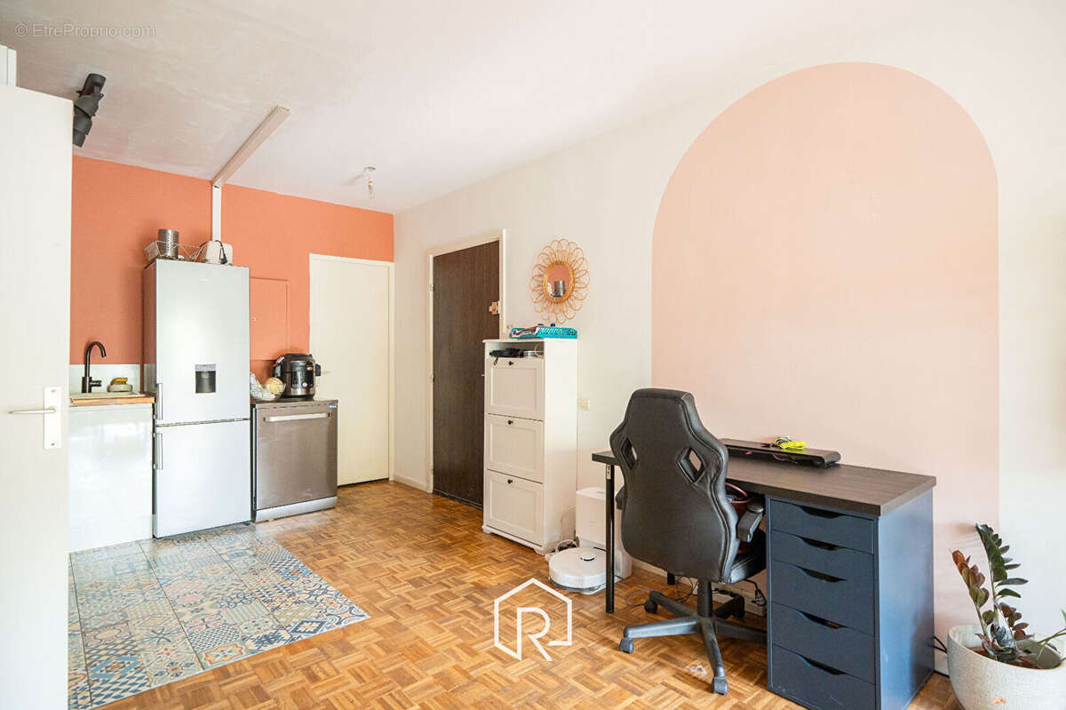 Appartement type 2 saint barnabe centre - photo 7
