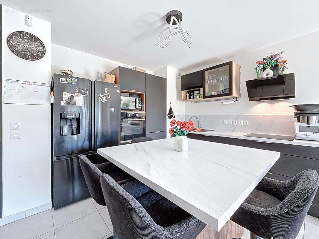 Appartement à PONT-EVEQUE