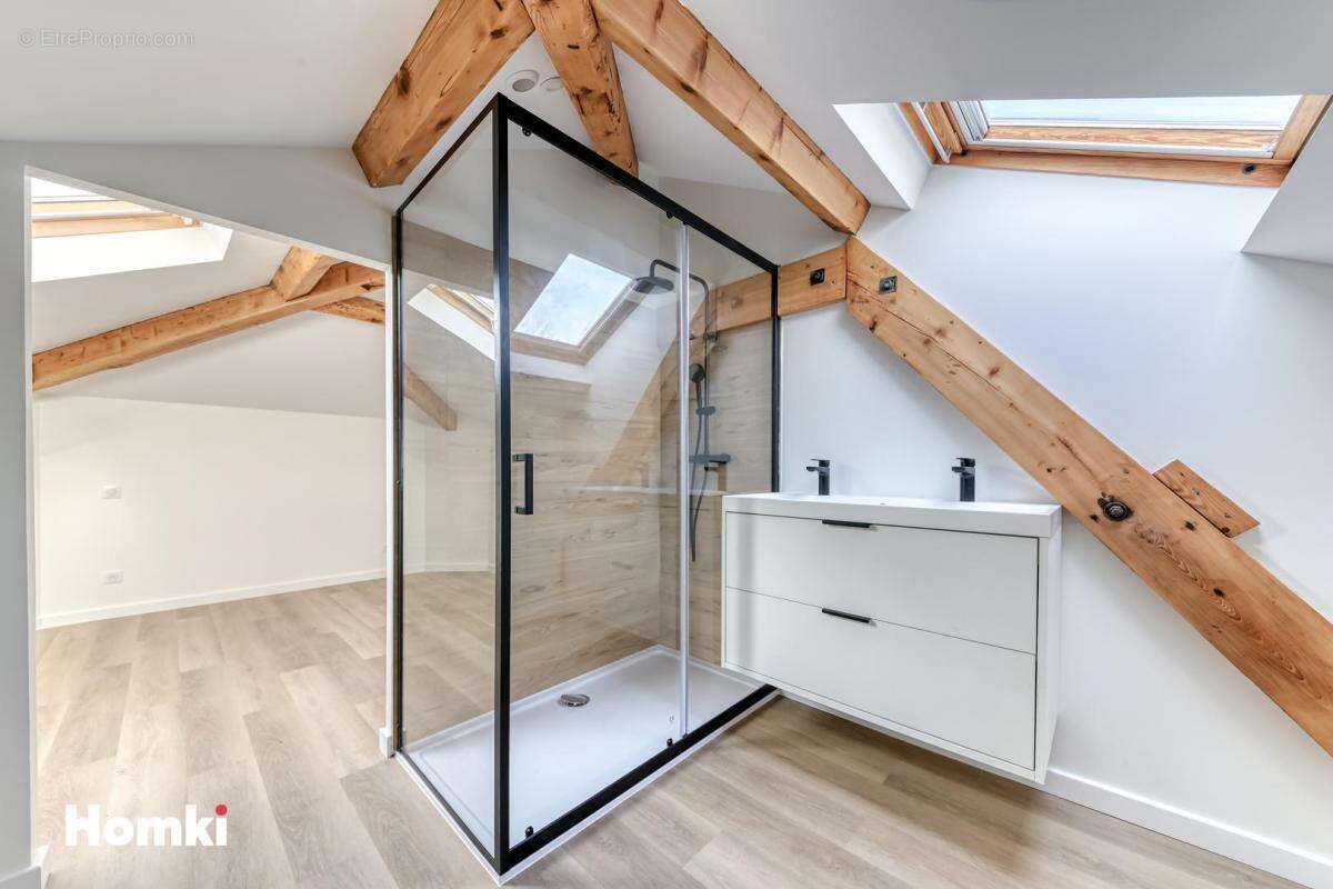 Maison à SAINTE-CONSORCE