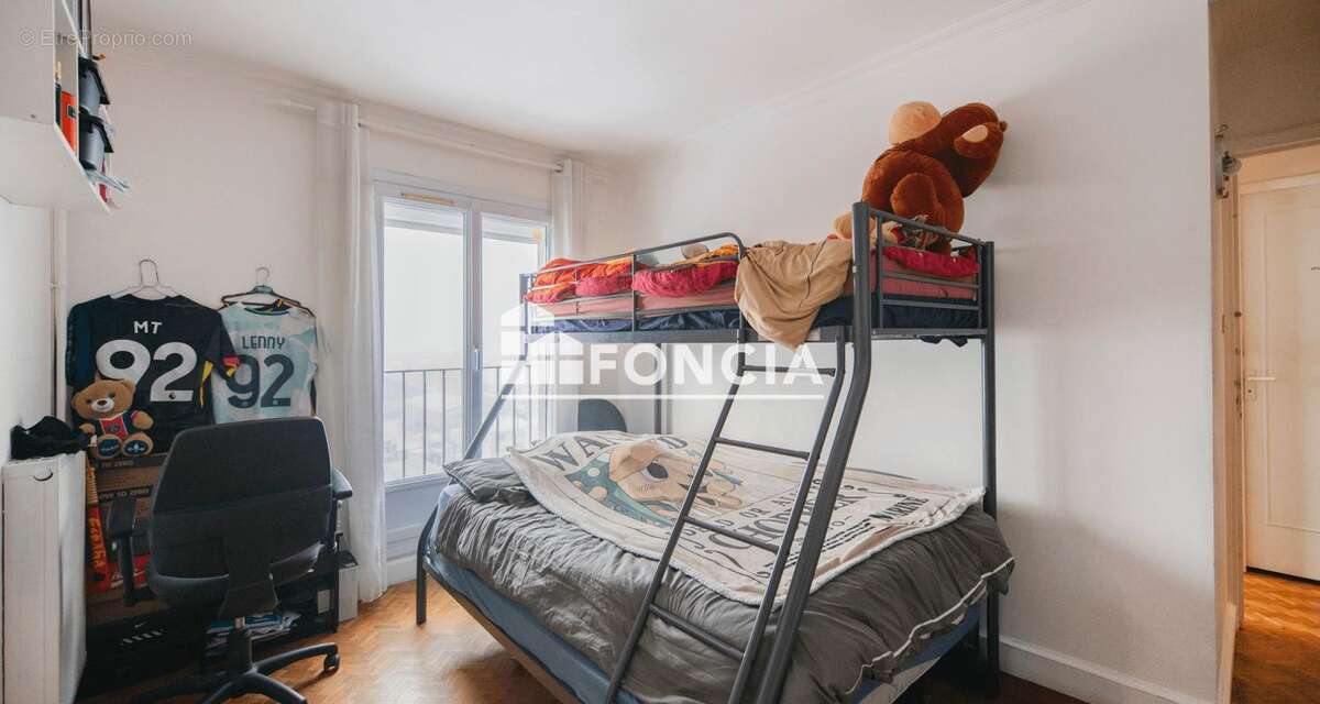 Appartement à FLEURY-LES-AUBRAIS