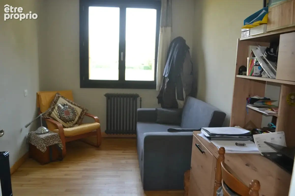 Maison de village à proximité immédiate des commerces - photo 13