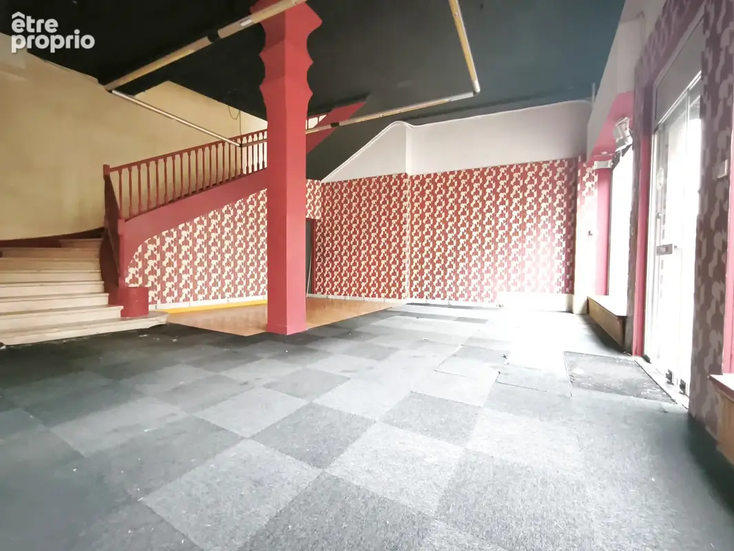 Appartement 10 pièces 310 m² à vendre à Angouleme (16000) - photo 2