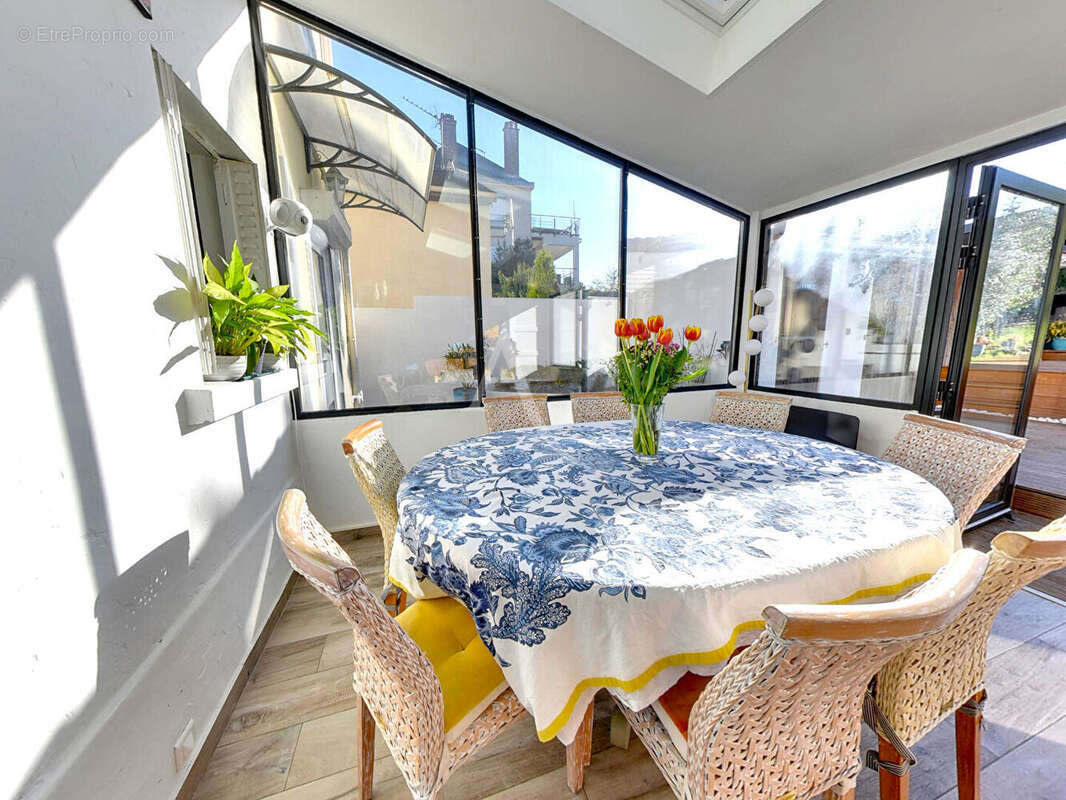 Maison à BRY-SUR-MARNE