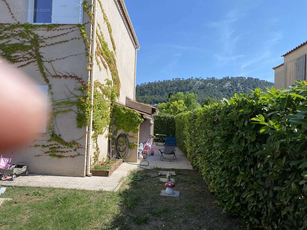 Appartement à AUBAGNE