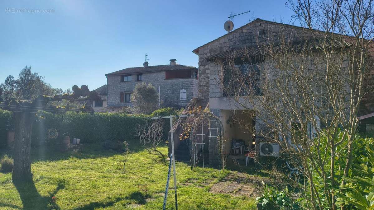 Maison à VALLON-PONT-D'ARC