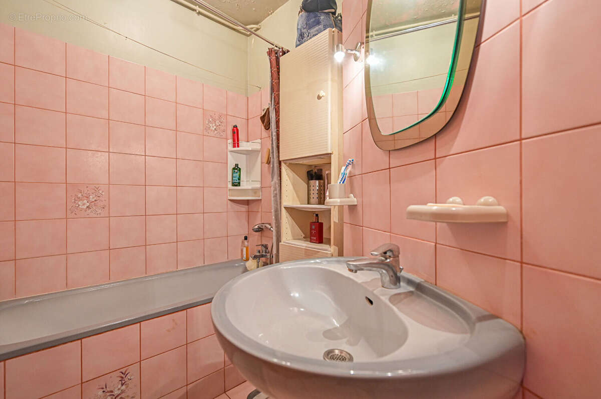 Appartement à LE PLESSIS-ROBINSON