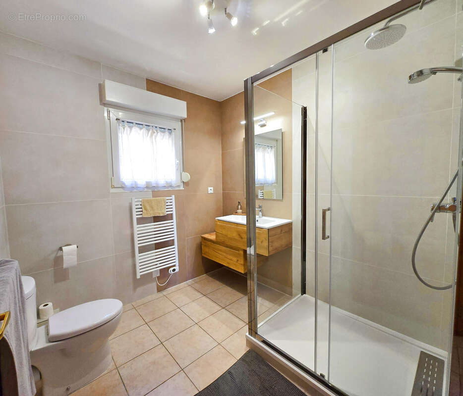 A vendre villa 3 chambres piscine garage - photo 13