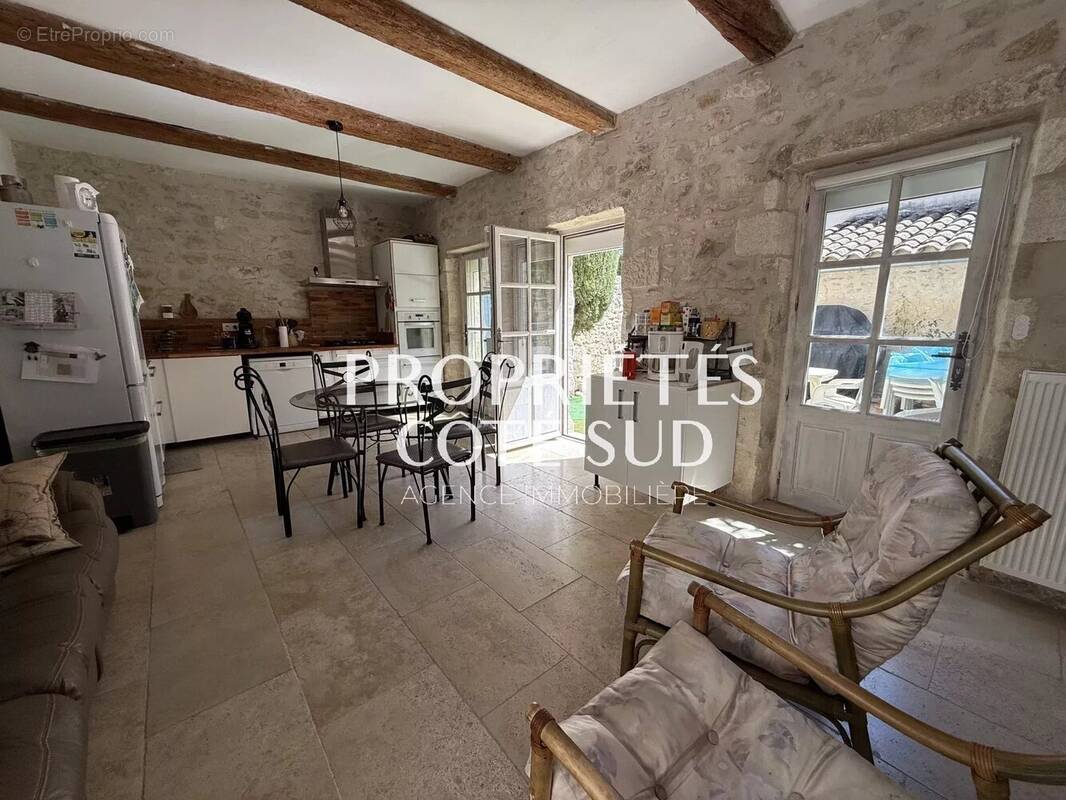 Maison à VILLENEUVE-LES-AVIGNON