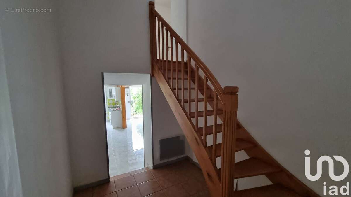 Maison 173 m² à Sainte-Colombe  - photo 3