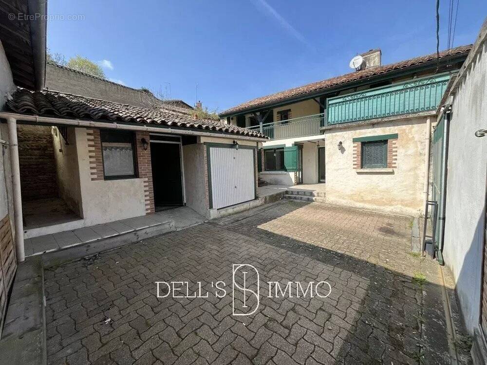 Maison à CHATILLON-SUR-CHALARONNE