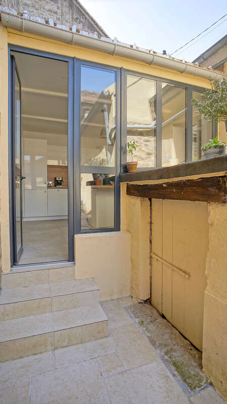 Maison à FONTAINEBLEAU