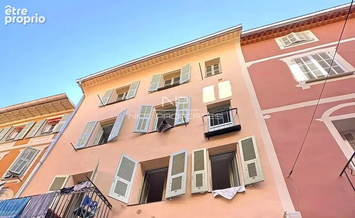Coeur de la vielle Ville-Villefranche-sur-Mer, loft de 100m2 - photo 10