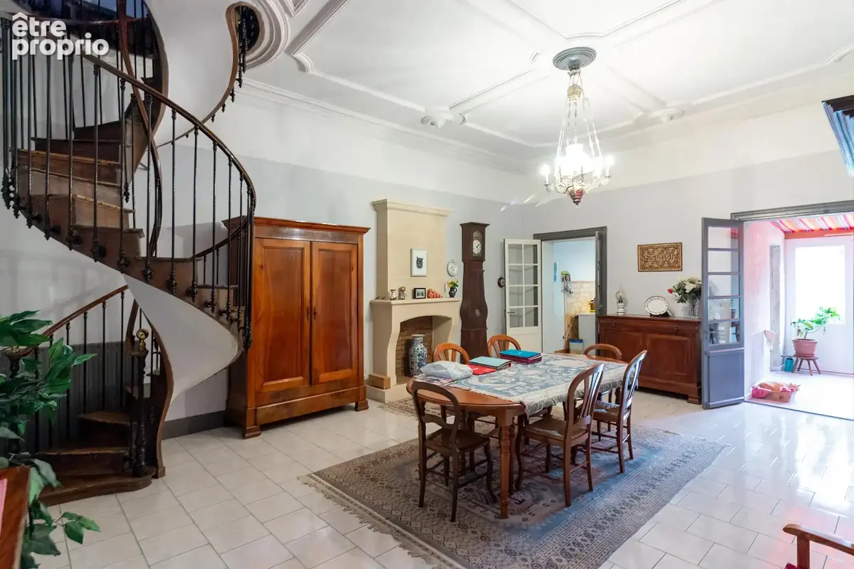 Grande maison de ville avec jardin, terrasse et double garage - photo 4