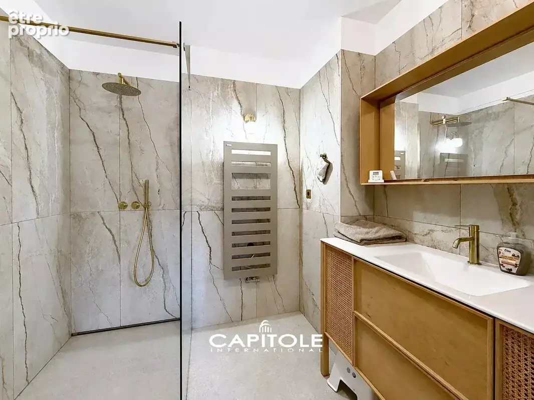 Nice Carabacel / Acropolis – Superbe duplex atypique de 82 m² en dernier étage avec terrasse sans vis-à-vis, vue dégagée sur les - photo 11