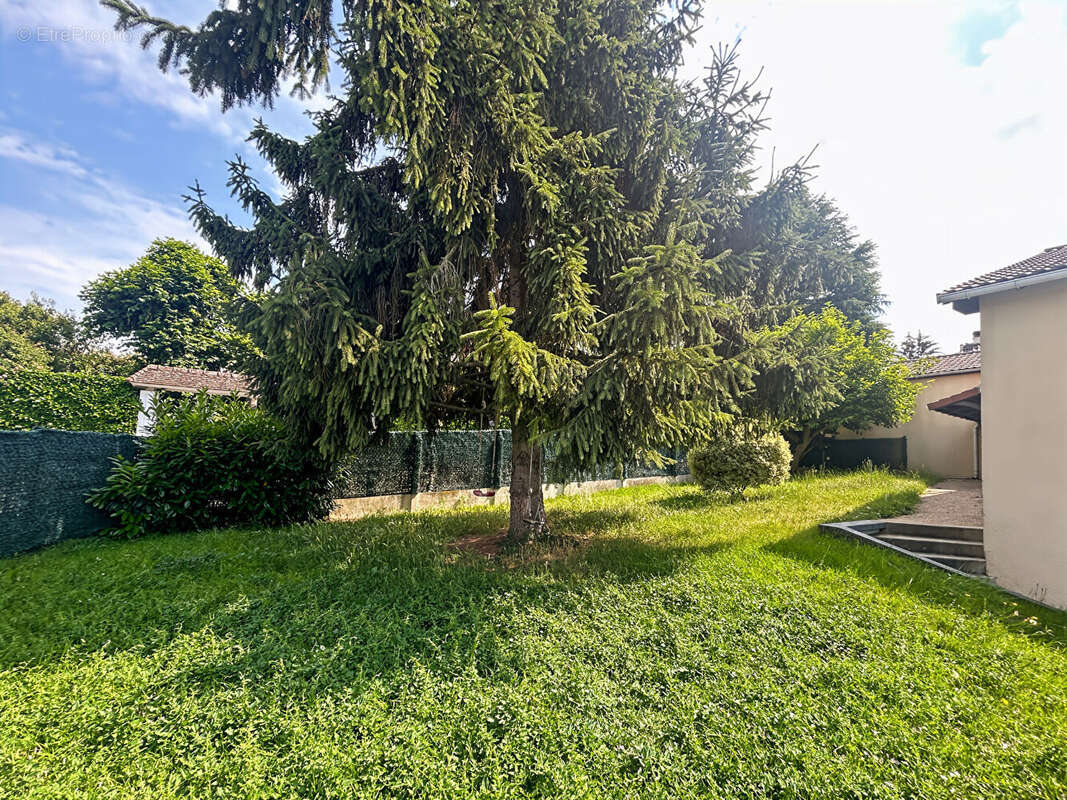 Maison à VILLEBON-SUR-YVETTE
