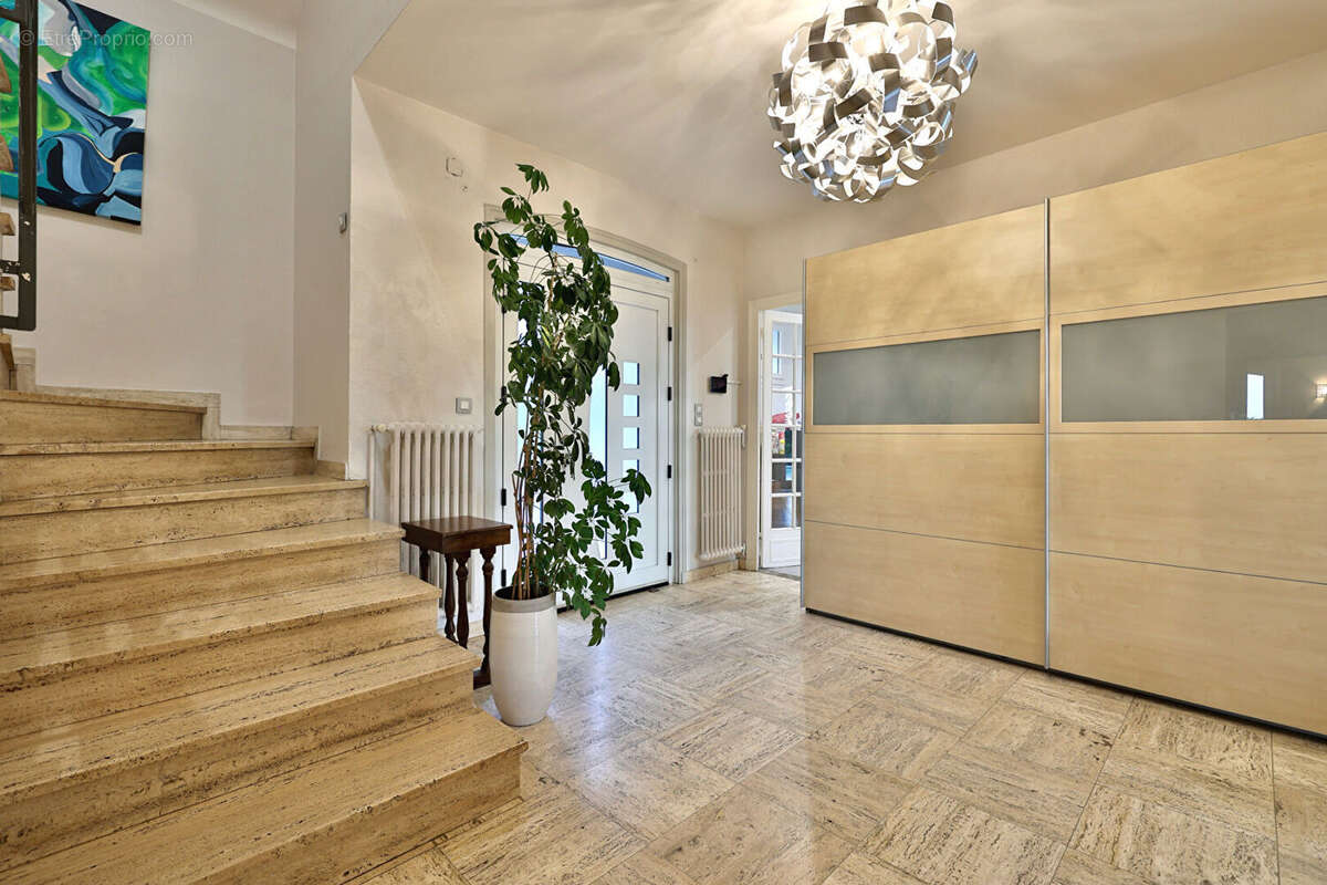 Maison à LA FOUILLOUSE