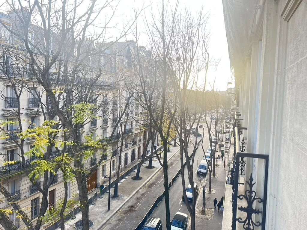 Appartement à PARIS-19E