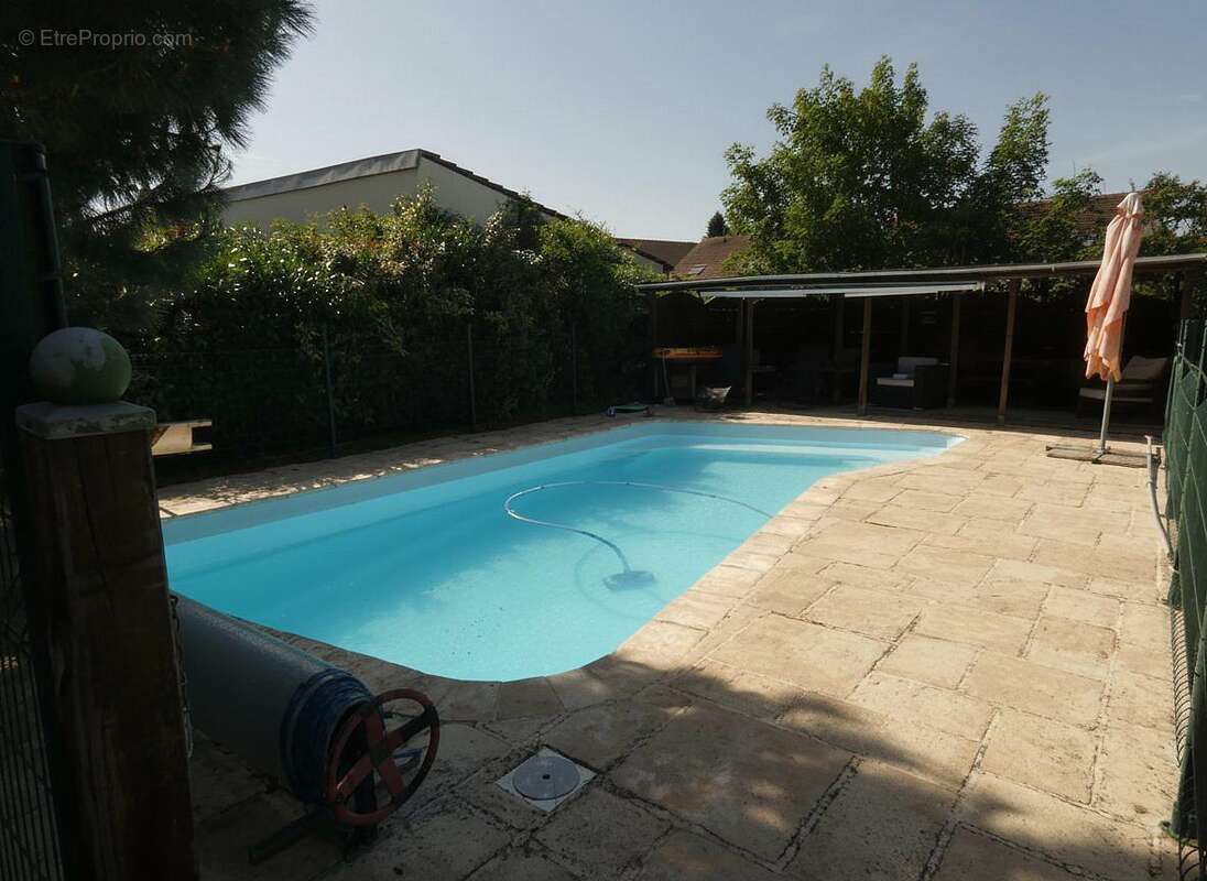 Maison 219 m² à Chateauneuf-Sur-Loire  - photo 9