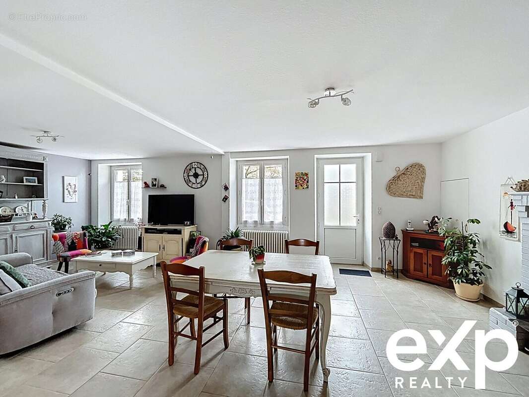 vue depuis la cuisine  - Maison à SAINT-HILAIRE-DE-CLISSON