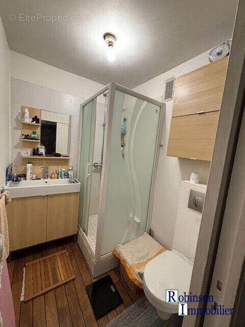 Appartement 27 m² à Le Plessis-Robinson  - photo 4
