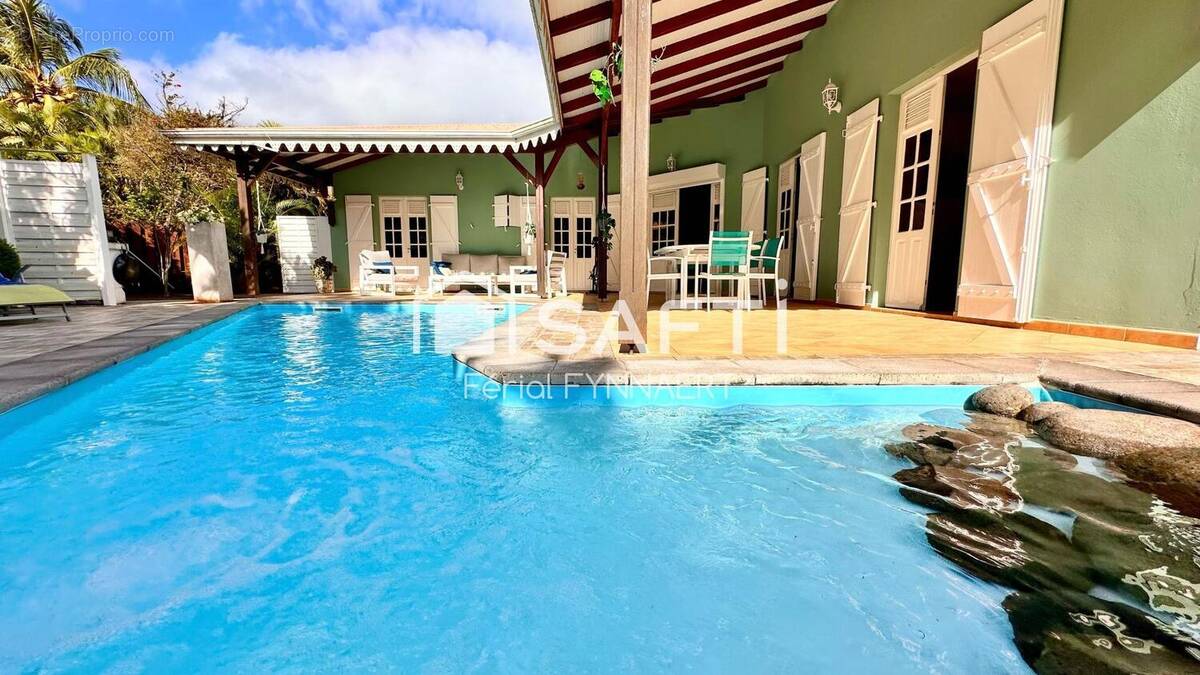 Photo 1 - Maison à SAINTE-ANNE