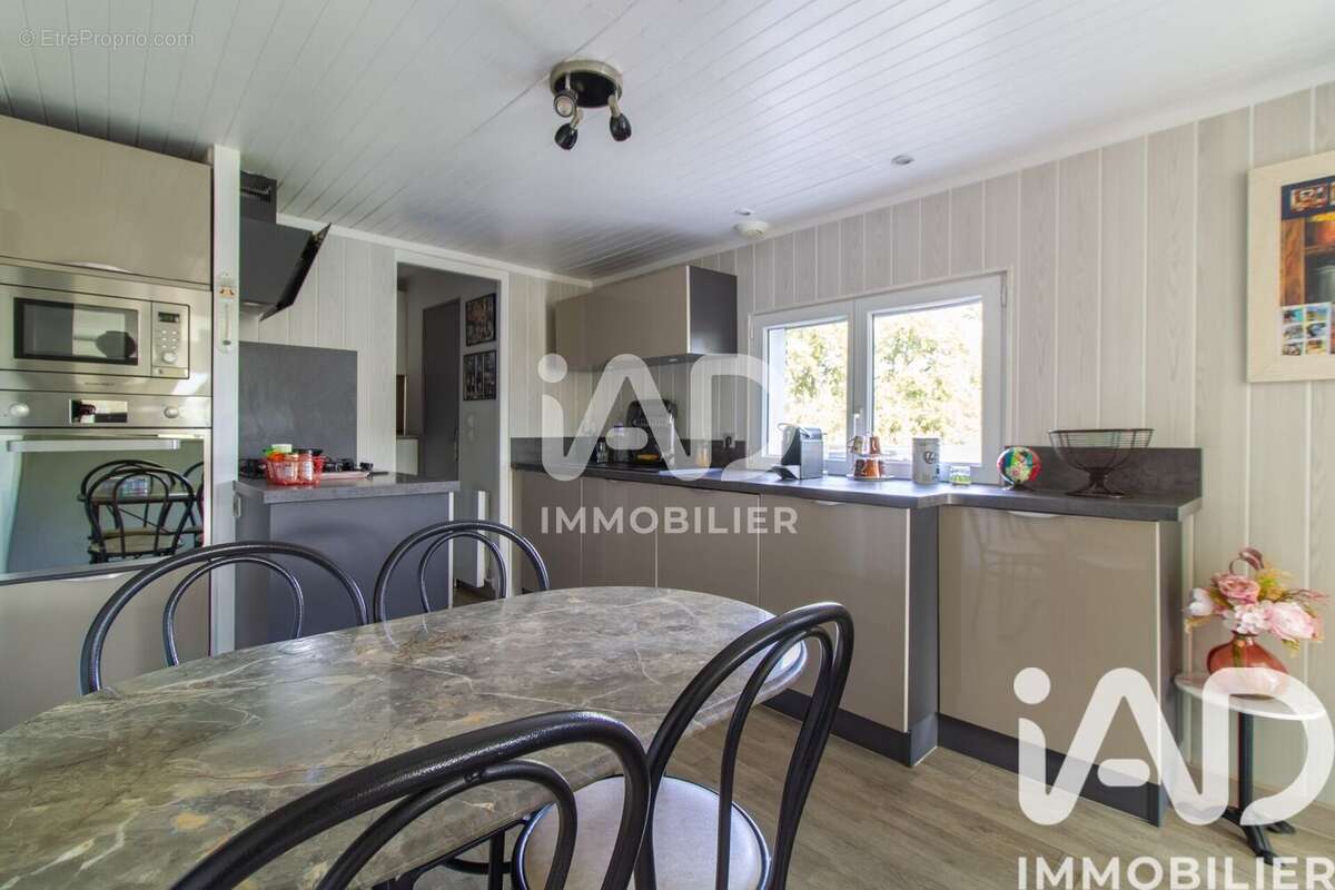 Photo 5 - Maison à ROQUEBRUNE-SUR-ARGENS