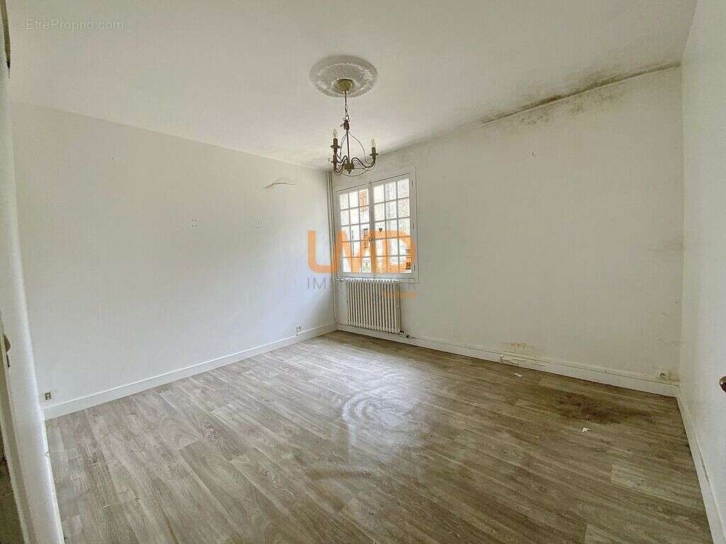 Opportunité à saisir ! 2 maisons à 20mn Sud-ouest Châteauroux ! - photo 12