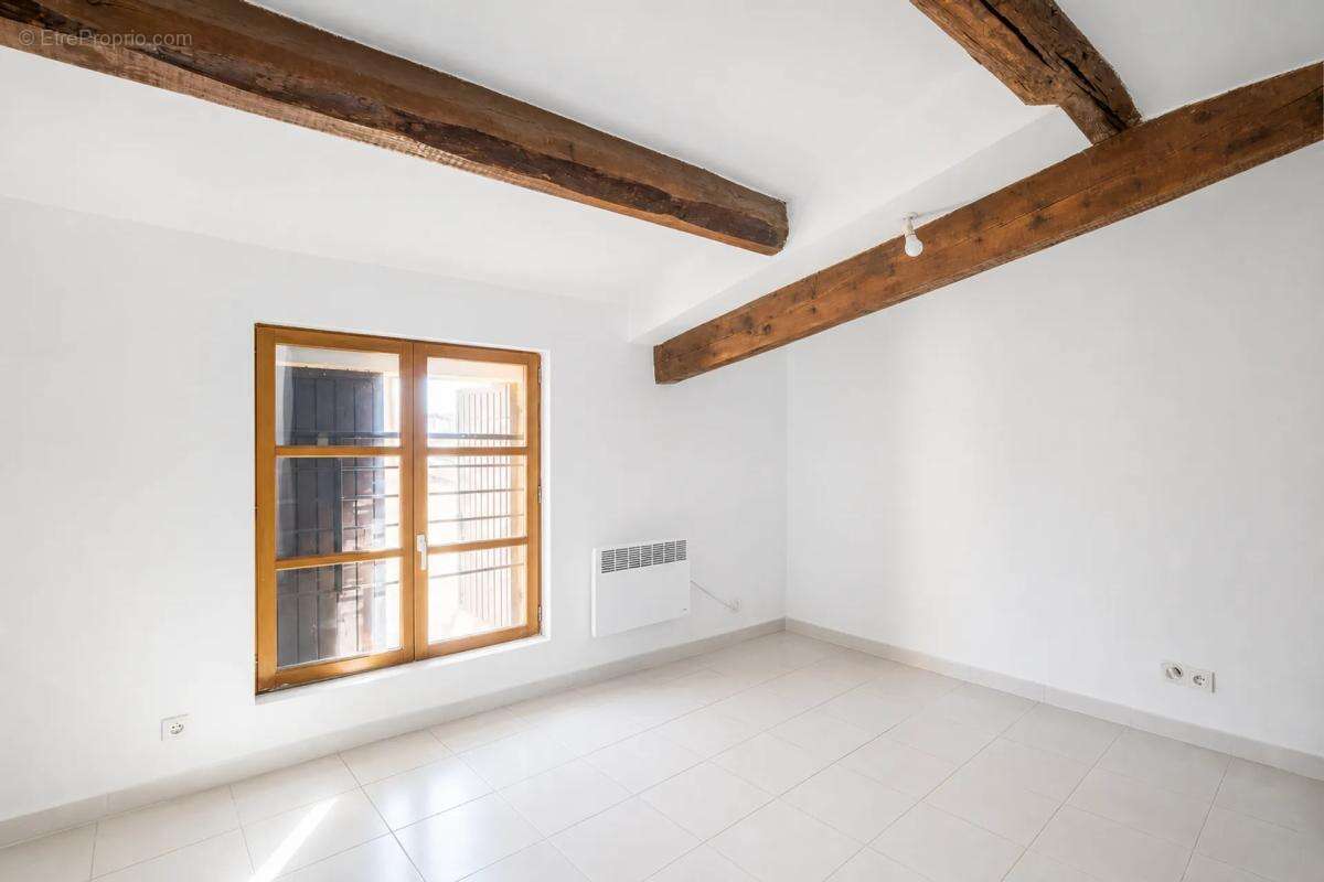Maison à SAINT-BAUZILLE-DE-LA-SYLVE