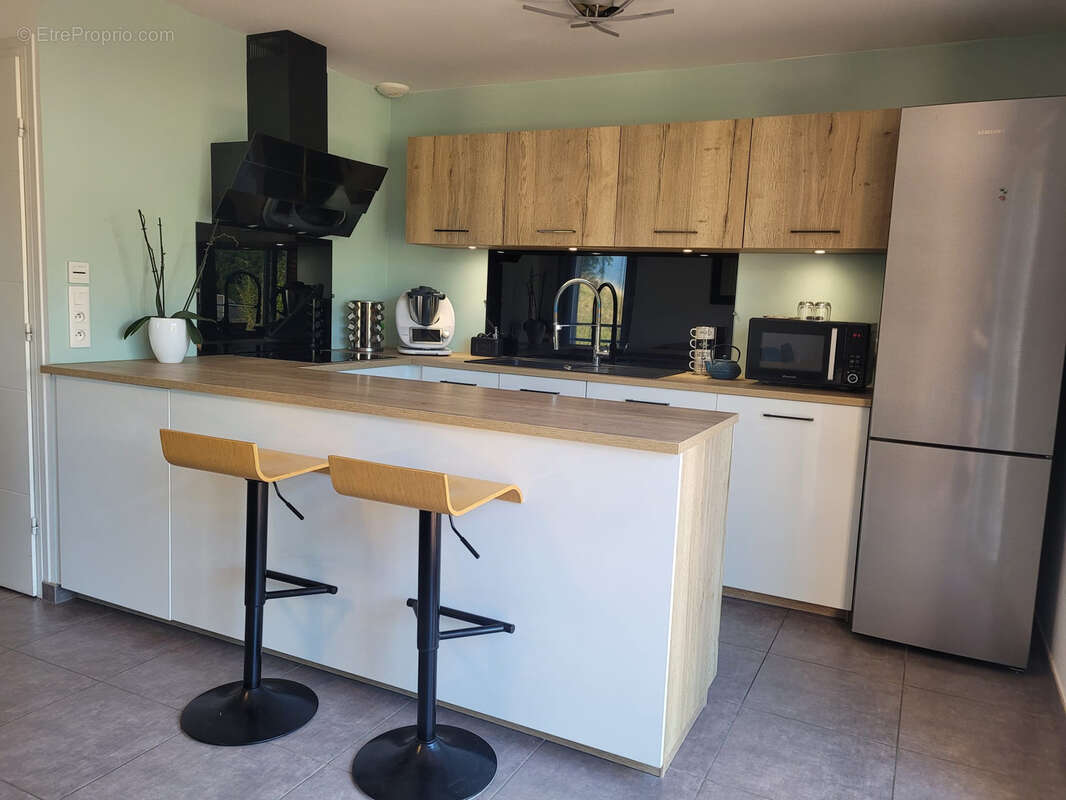 Appartement à SAINT-CASSIN