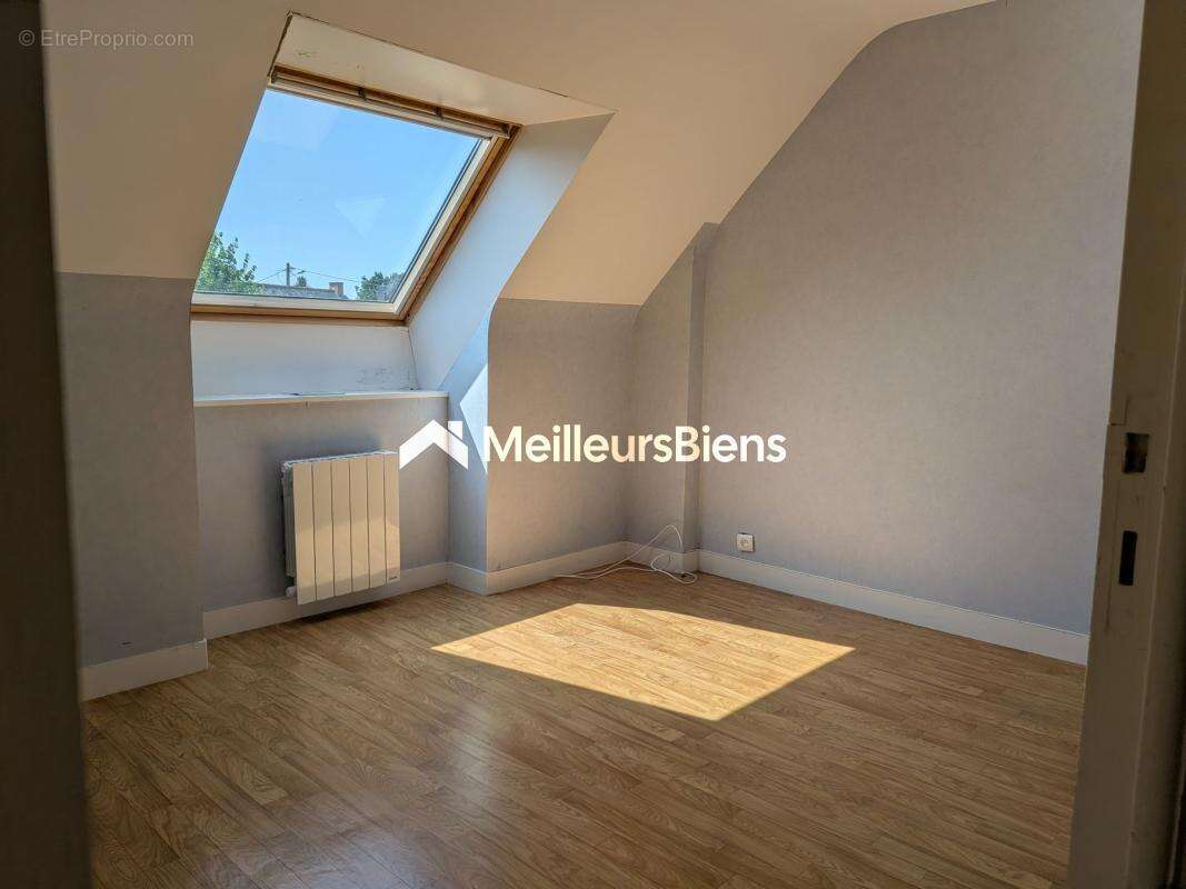 Maison Familiale centre ville de Guer 107 m² hab sur 635m² de terrain clos - Garage - photo 19