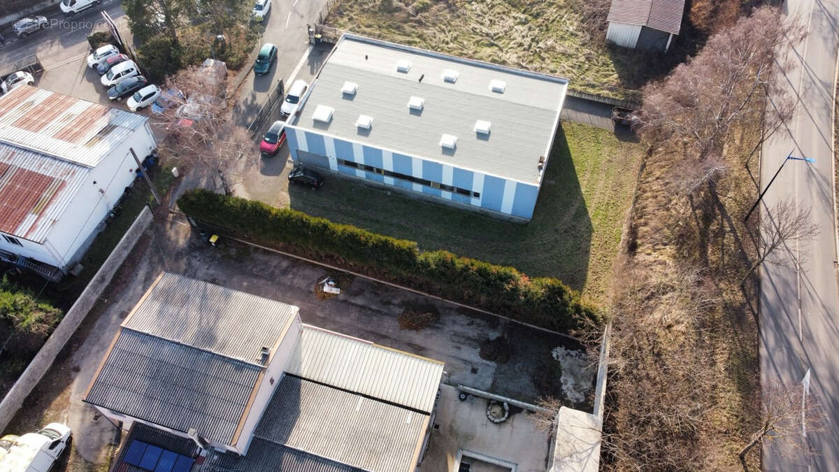 Commerce à LA RICAMARIE