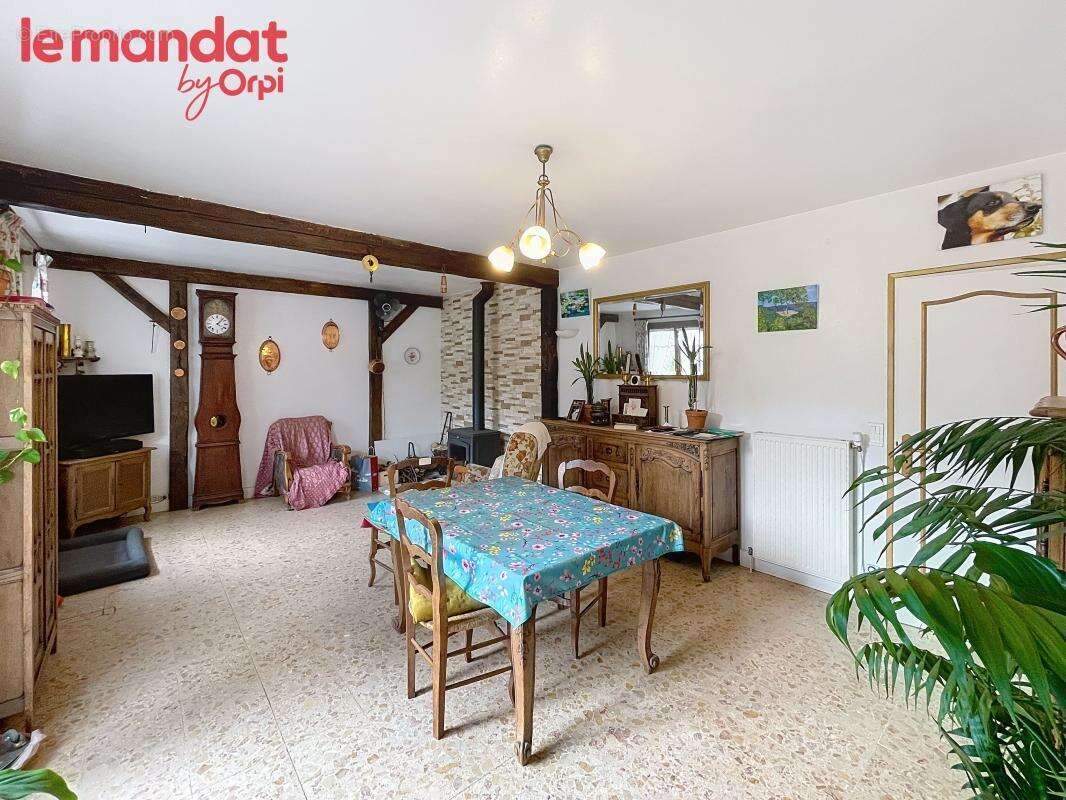 Maison à HARDRICOURT