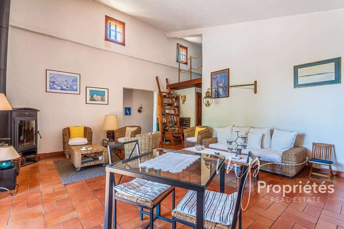 Maison à RAYOL-CANADEL-SUR-MER