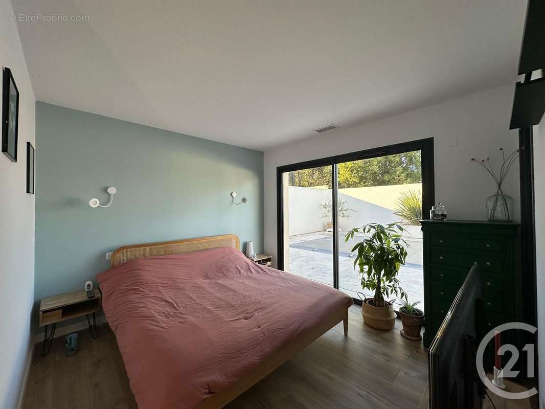 Maison à LAROQUE-DES-ALBERES