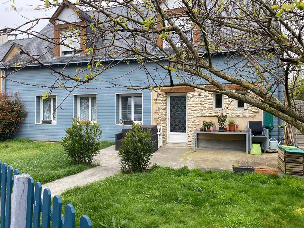 Appartement à SAINT-LEGER-DES-BOIS