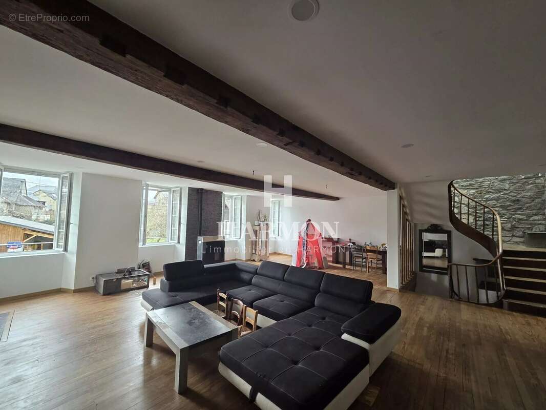 Maison à BEDOUS