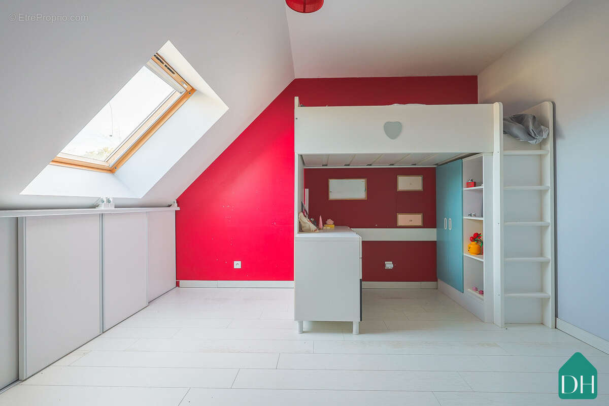 Maison familiale avec vie de plain-pied   4/5 chambres   Piscine   Le Temple-de-Bretagne - photo 11