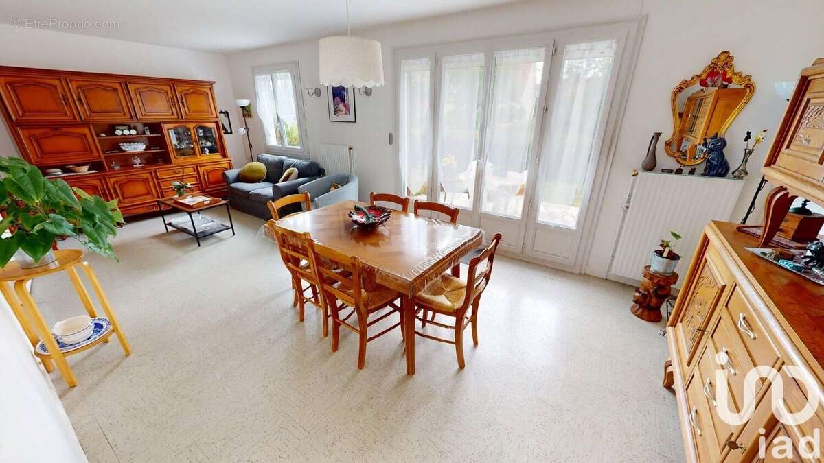 Photo 5 - Maison à BALLANCOURT-SUR-ESSONNE