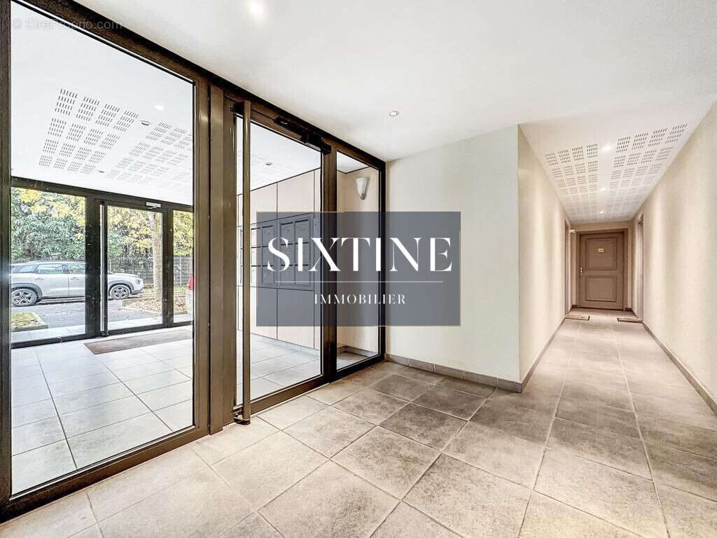 Appartement à NEUVILLE-SUR-SAONE